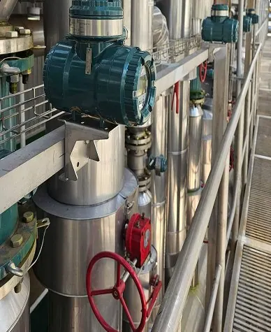 Transmissores de processo instalados em linha industrial