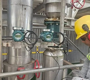 Verificação de instrumentos de campo durante o teste de malha